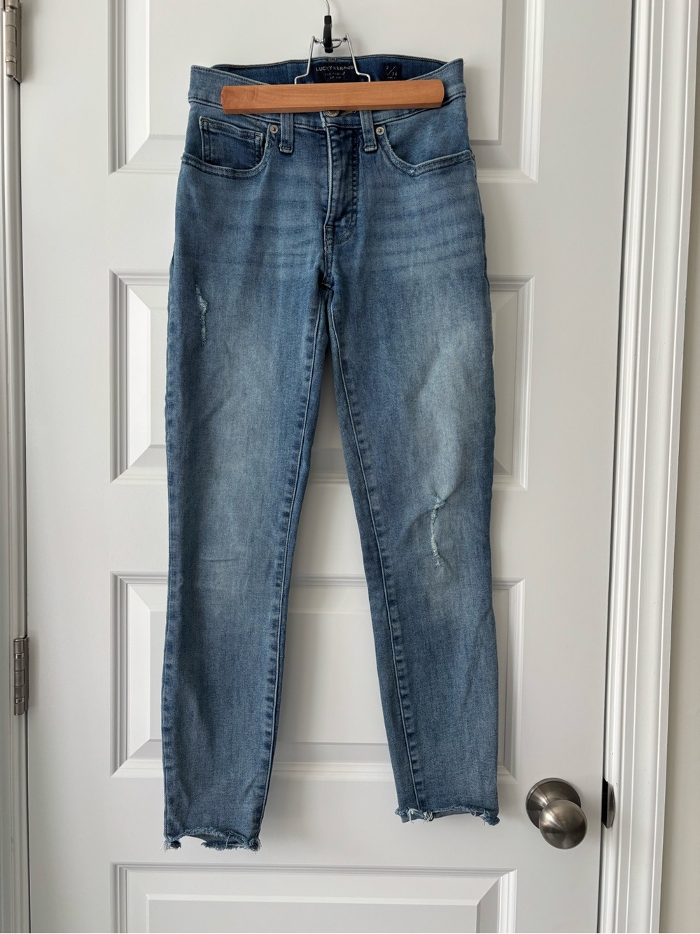 Lucky Brand Size 2/26 Midrise Skinny Distressed Ankle Jeans
